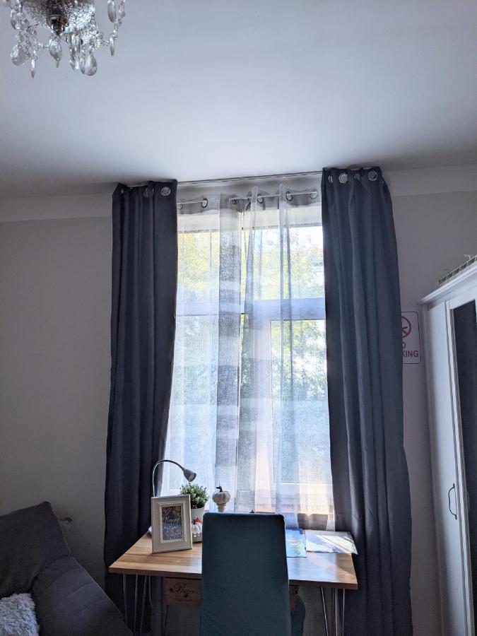 Ferienwohnung Tiny Non-Smoking Caka & Free Parking Riga Exterior foto